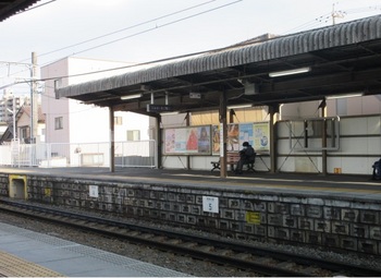 三郷駅.JPG